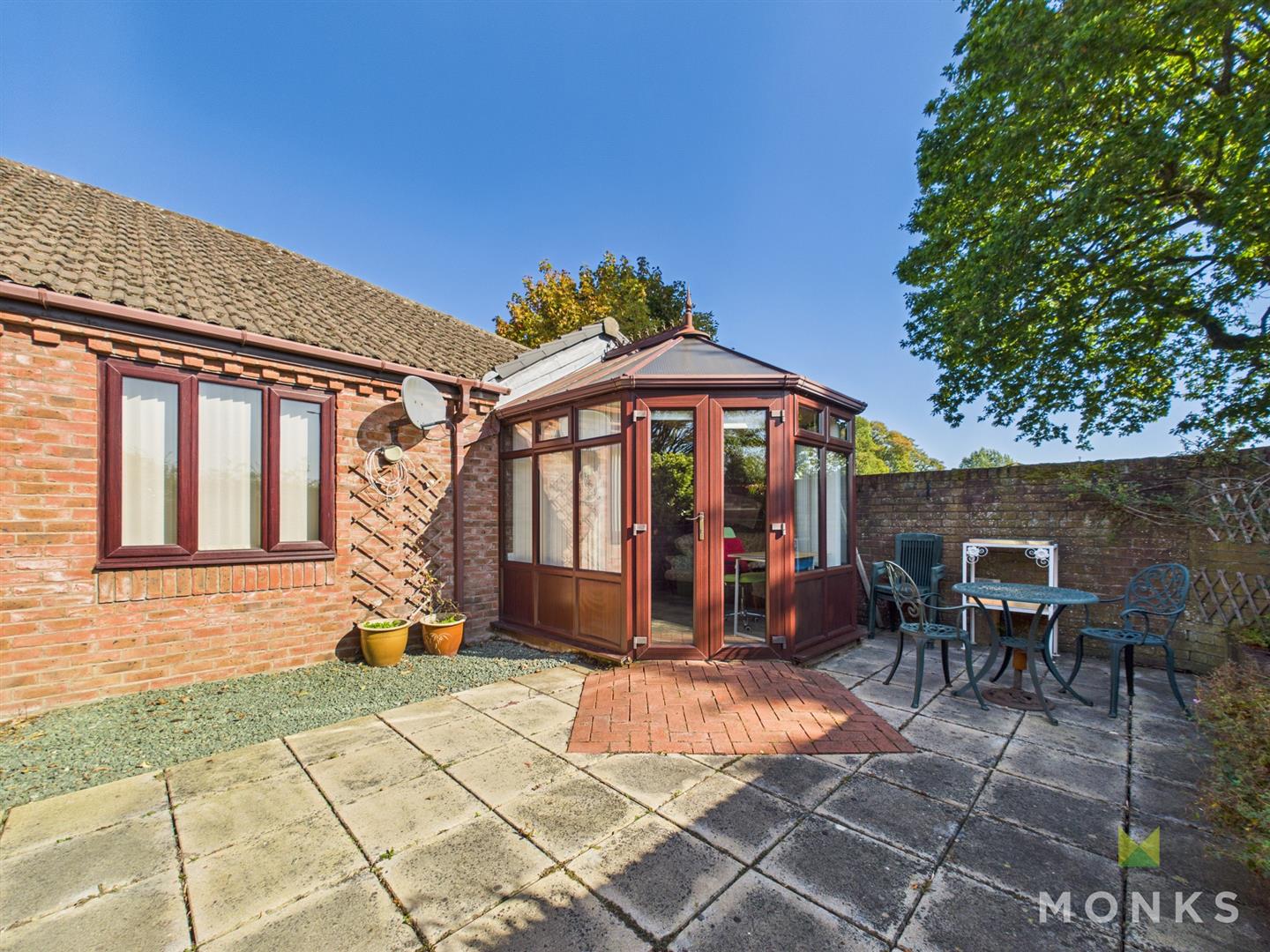 41 Meadowbrook Court Twmpath Lane, Oswestry, SY10 7HD For Sale